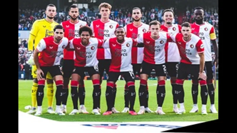Cầu thủ Feyenoord vượt qua Real Betis trong trận đấu chiến thuật Cầu thủ Feyenoord vượt qua Real Betis trong trận đấu chiến thuật